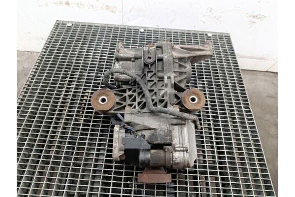 Diferencial trasero Opel Insignia A 13307860 40051942 2.0 T 16V usado