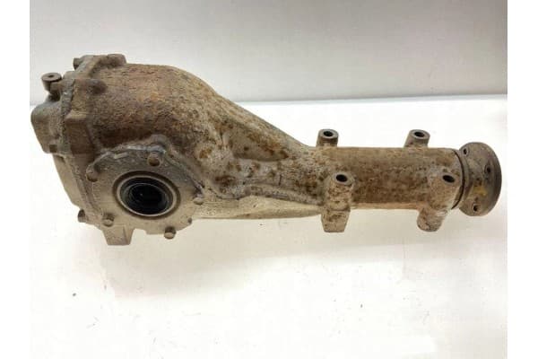 Reductor trasero Subaru Forester (SF) 27011AA343 1.99L gasolina 92kW 2002 usado