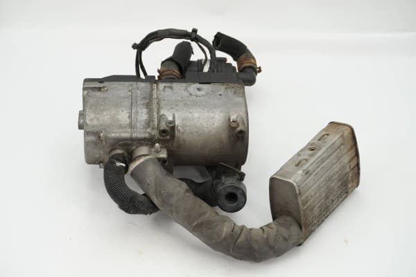 Calefactor estacionario Webasto para Audi Q7 4M0265105 usado