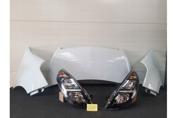 Mascara Opel Movano Iii 3 B 2010- Cubierta de motor 4419239 color 389 qng usado