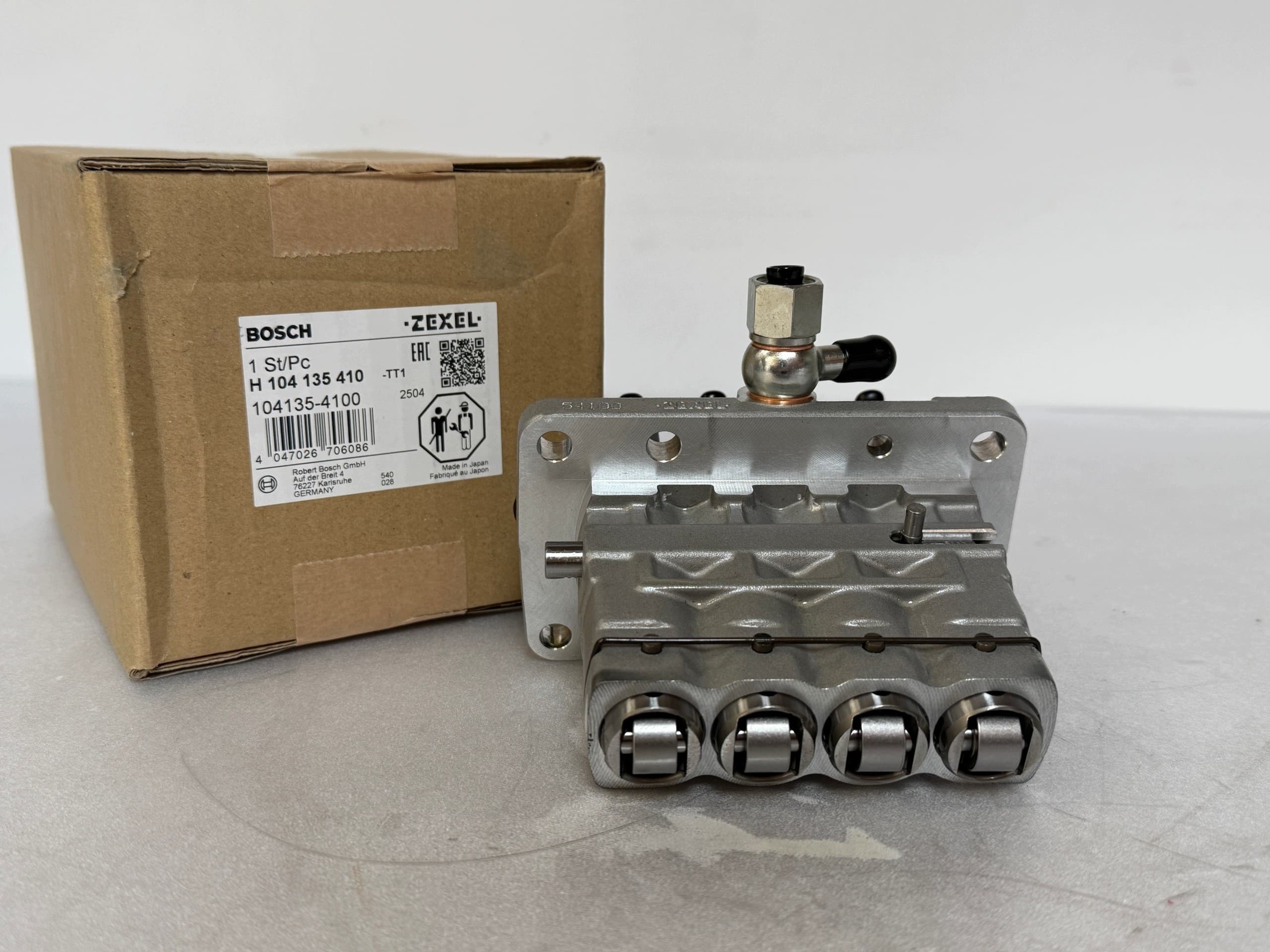 Bomba de Inyección Bosch Nueva H104135410 104135-4100 1041354100 131011100