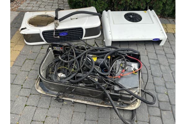 Conjunto de Chiller Carrier Pulsor 350, 230V 12V, Año 2019 usado