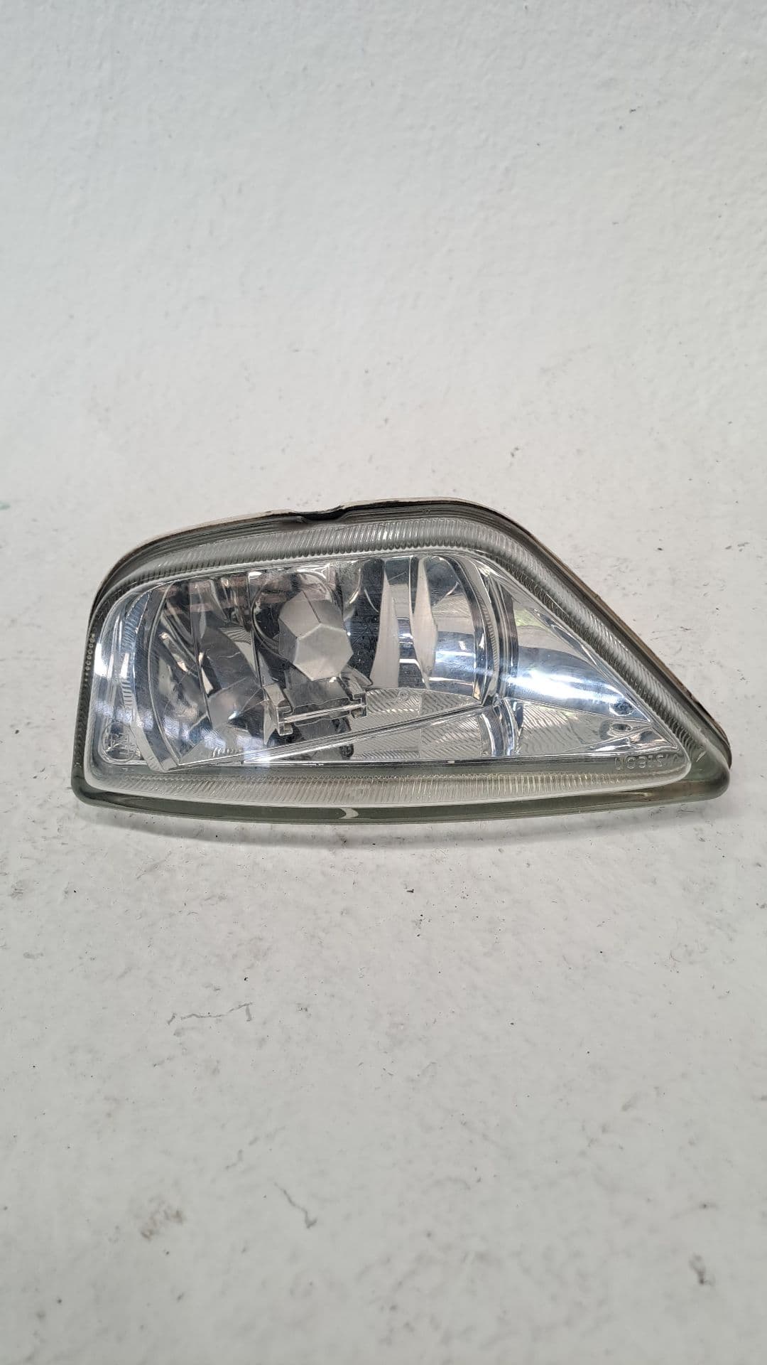 Faro antiniebla izquierdo FORD FOCUS II (DA_, HCP, DP)