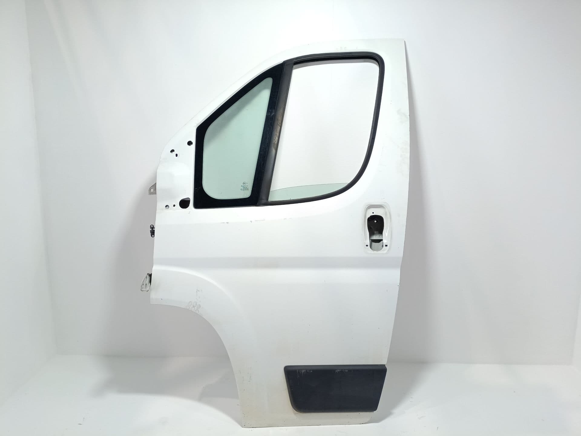 Puerta delantera izquierda FIAT DUCATO CAJA CERRADA 35 (06.2006 =>)