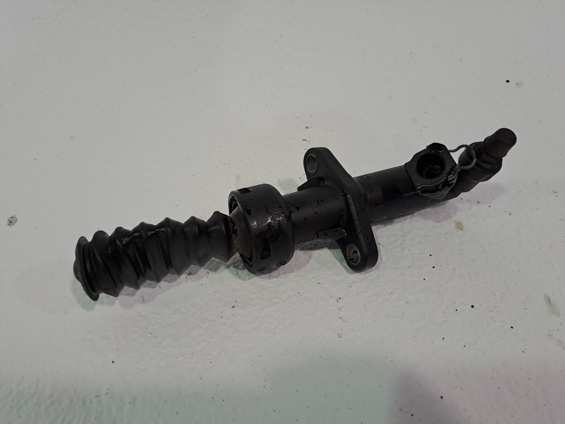 Bombin embrague FERRARI 360 (F131)