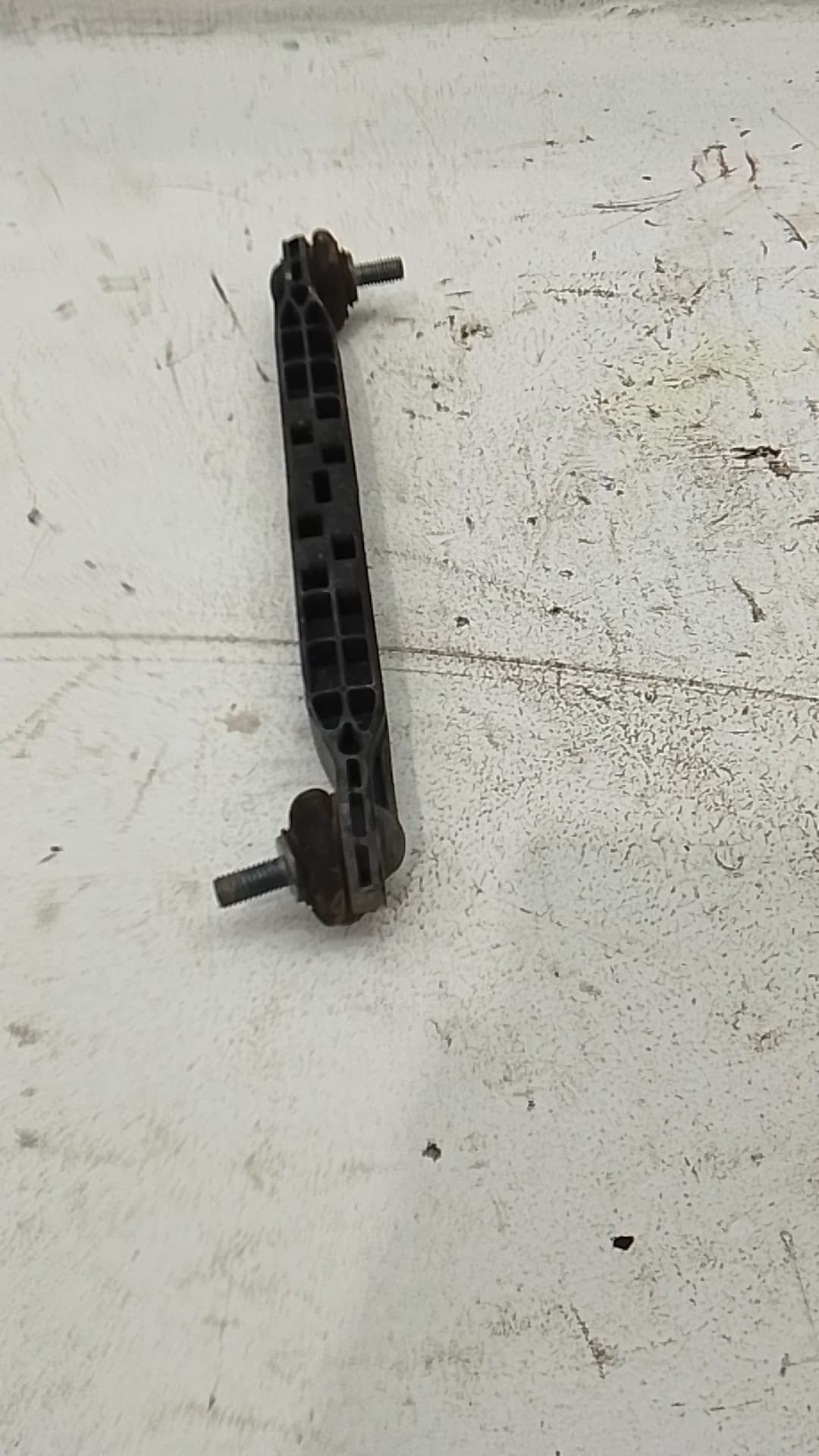 Brazo suspension inferior delantero derecho SKODA SCALA