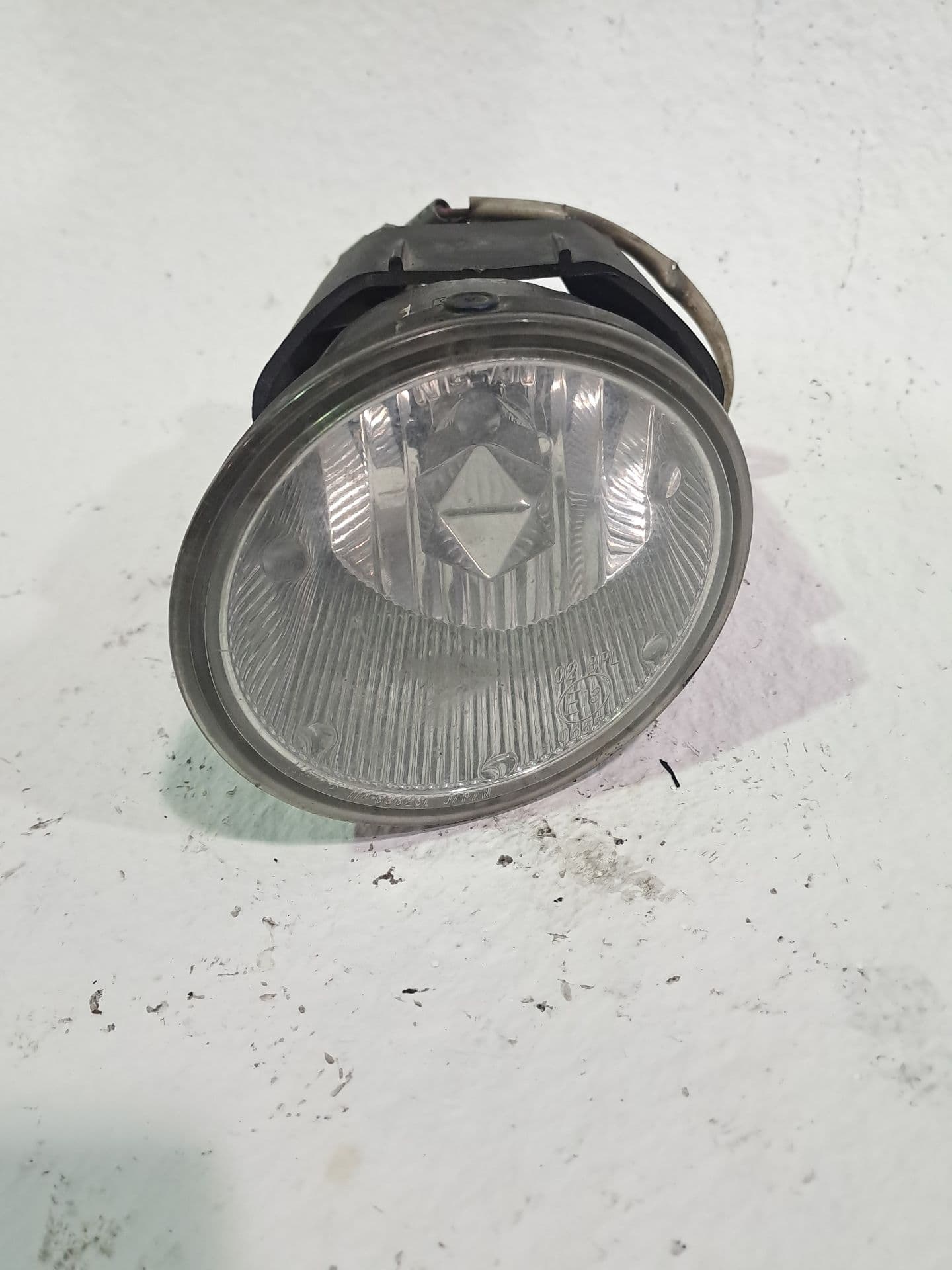 Faro antiniebla izquierdo NISSAN X-TRAIL (T30)