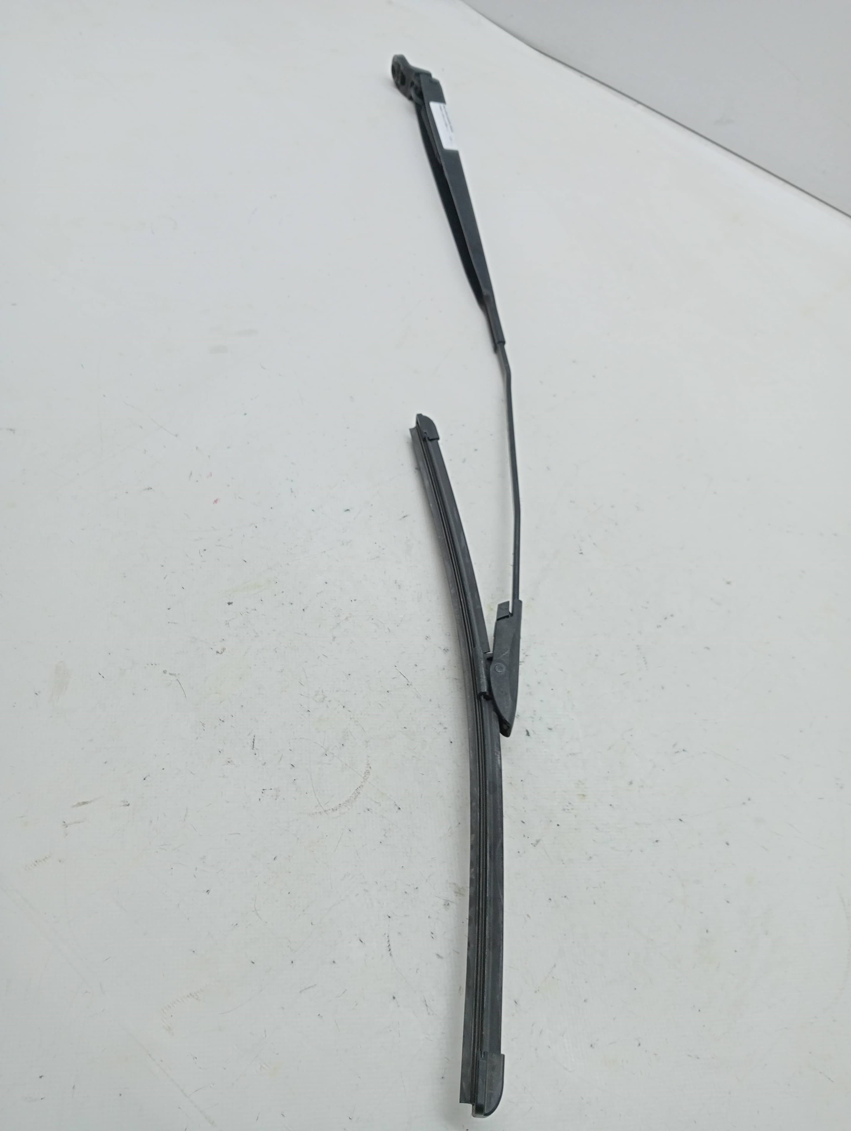 Brazo limpia delantero derecho CITROEN C-ELYSÉE
