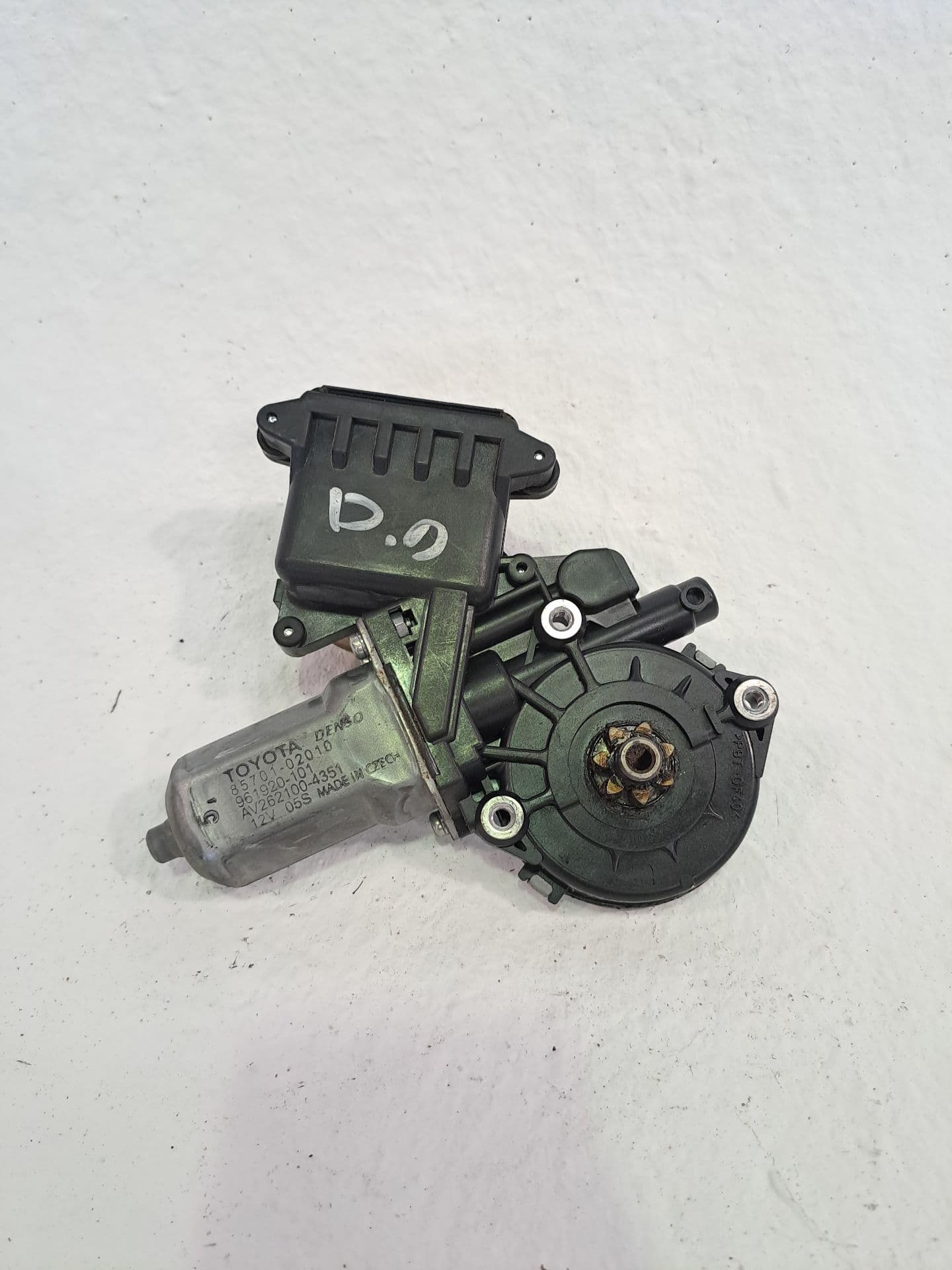 Motor elevalunas delantero derecho TOYOTA AVENSIS SEDÁN (_T27_)