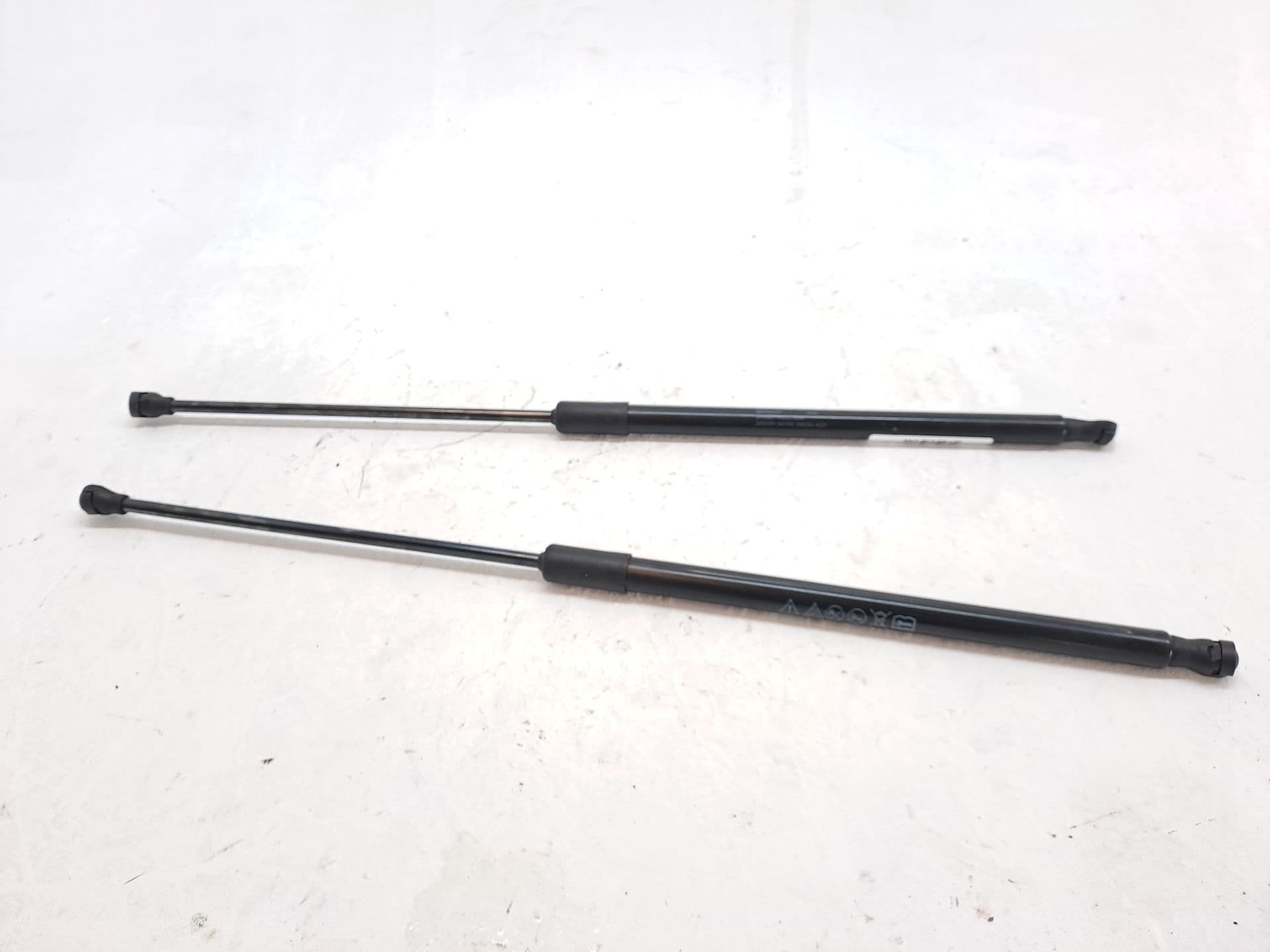 Amortiguadores maletero / porton SEAT LEON (KL1)