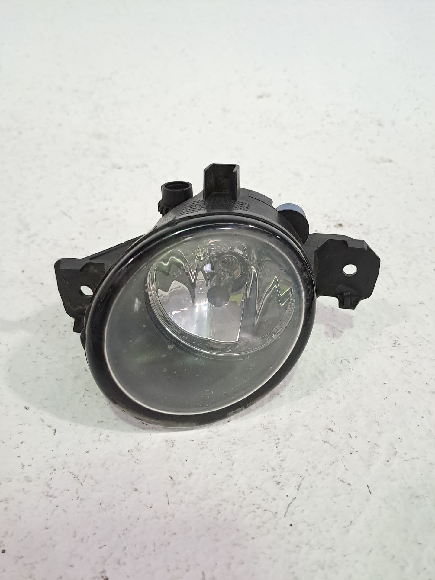 Faro antiniebla izquierdo NISSAN MICRA (K13)