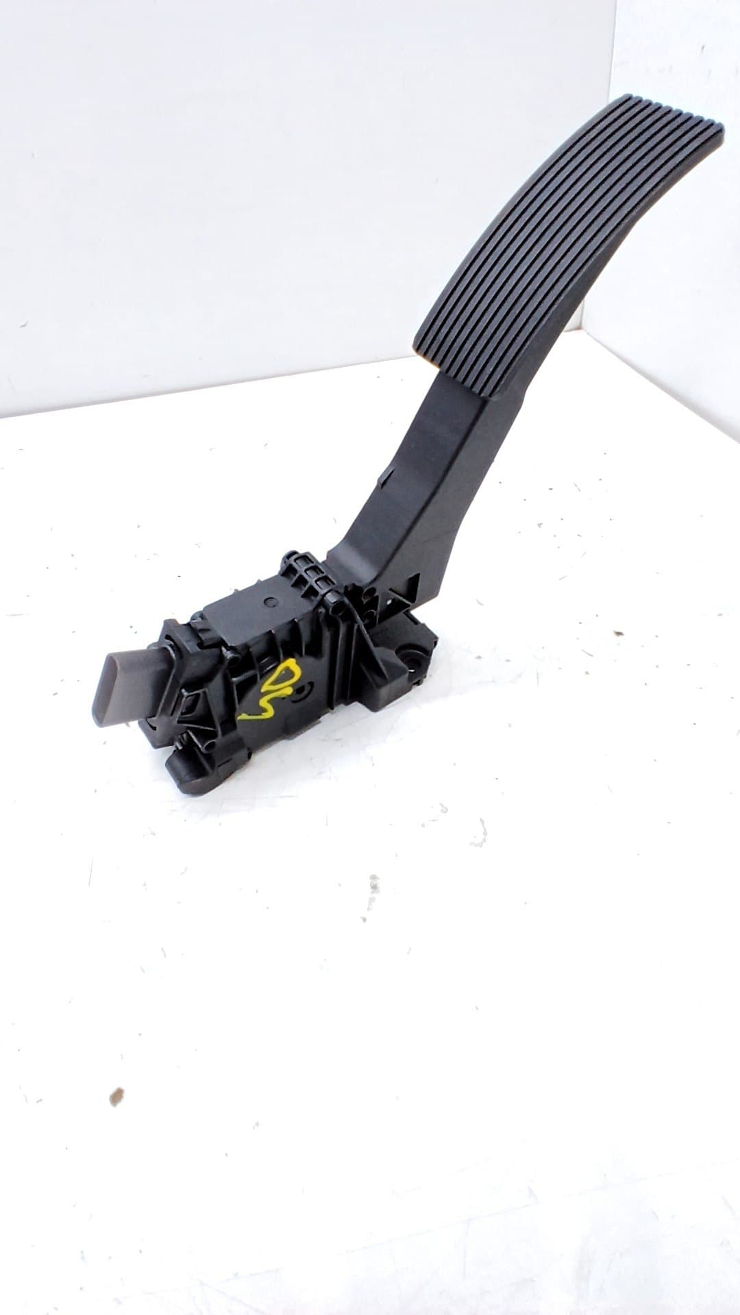Pedal acelerador MERCEDES-BENZ A-CLASS