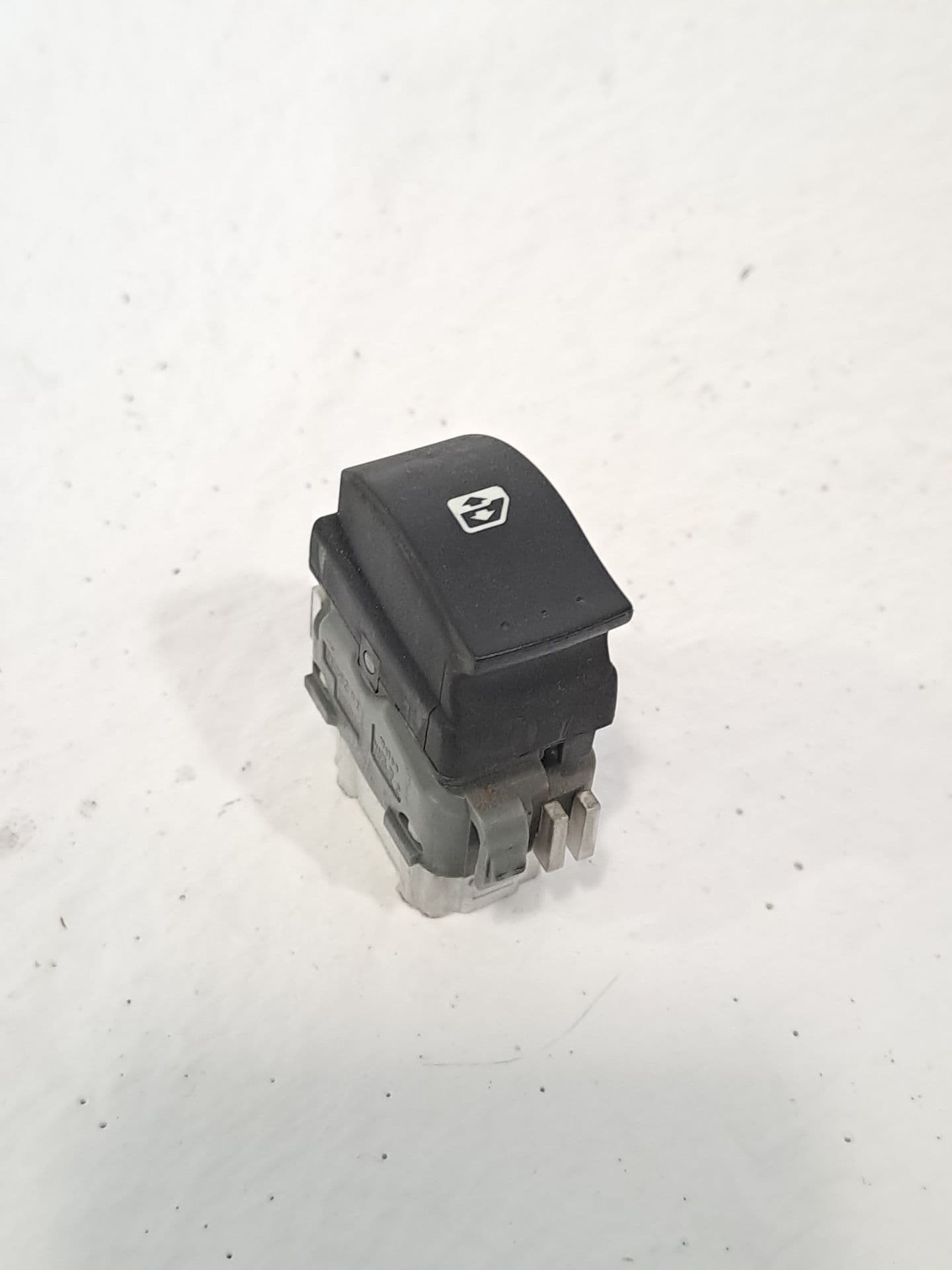Mando elevalunas trasero izquierdo RENAULT ESPACE IV (JK0/1_)