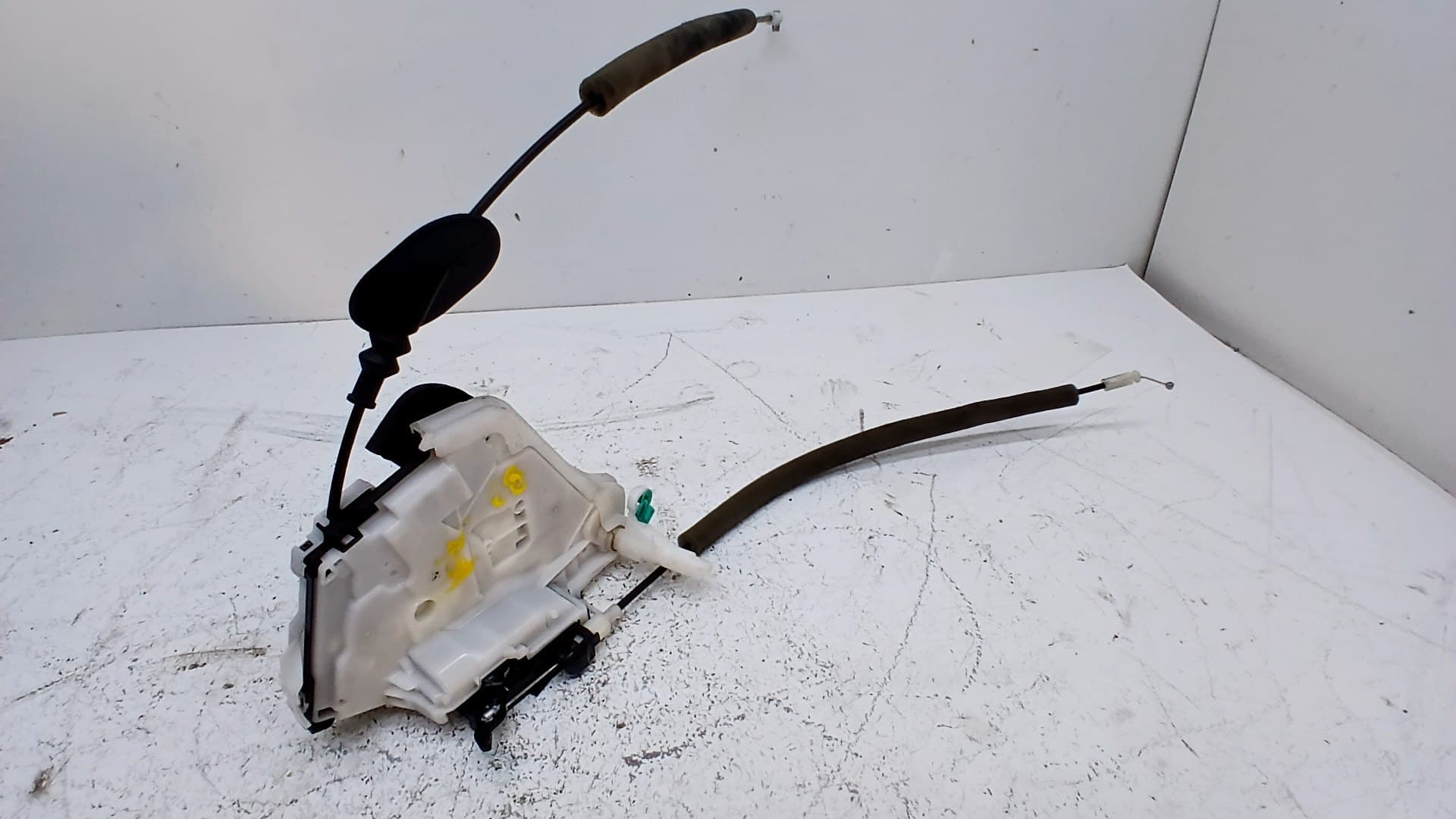 Cerradura puerta delantera izquierda RENAULT MASTER IV FURGONETA