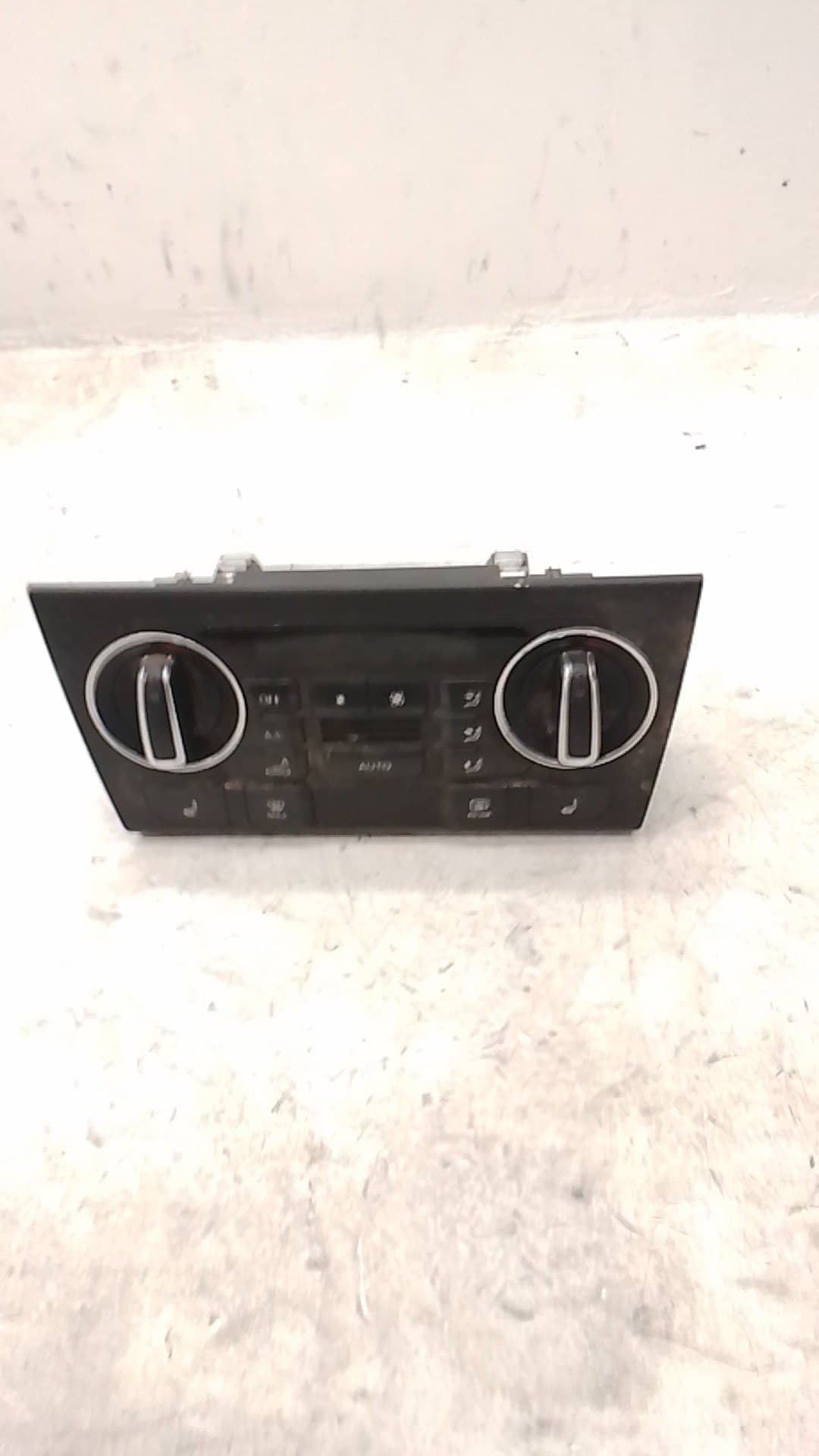 Recambio AUDI Q3 (8U) ref. 8U0820043J