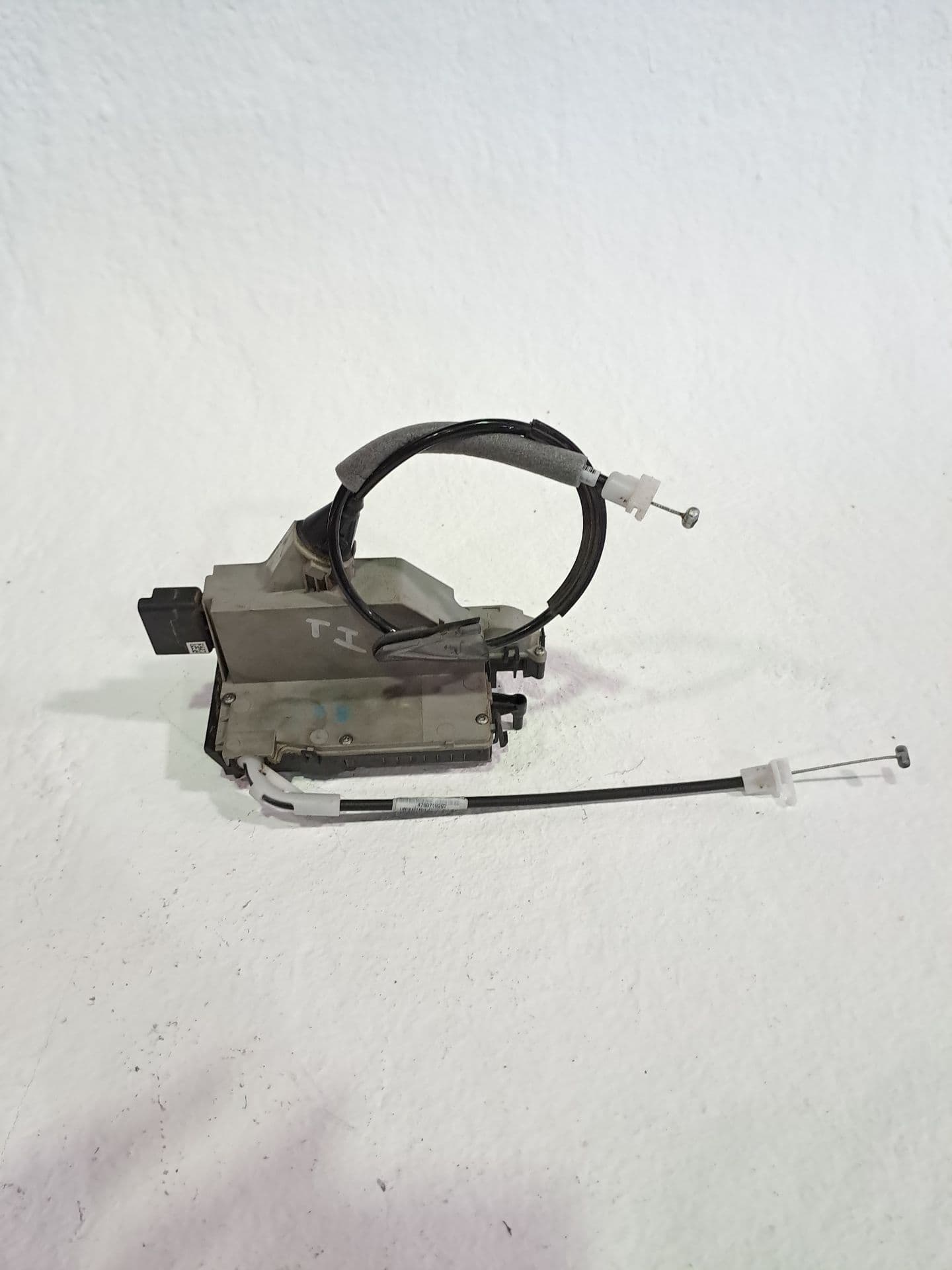 Cerradura puerta trasera izquierda PEUGEOT XR7