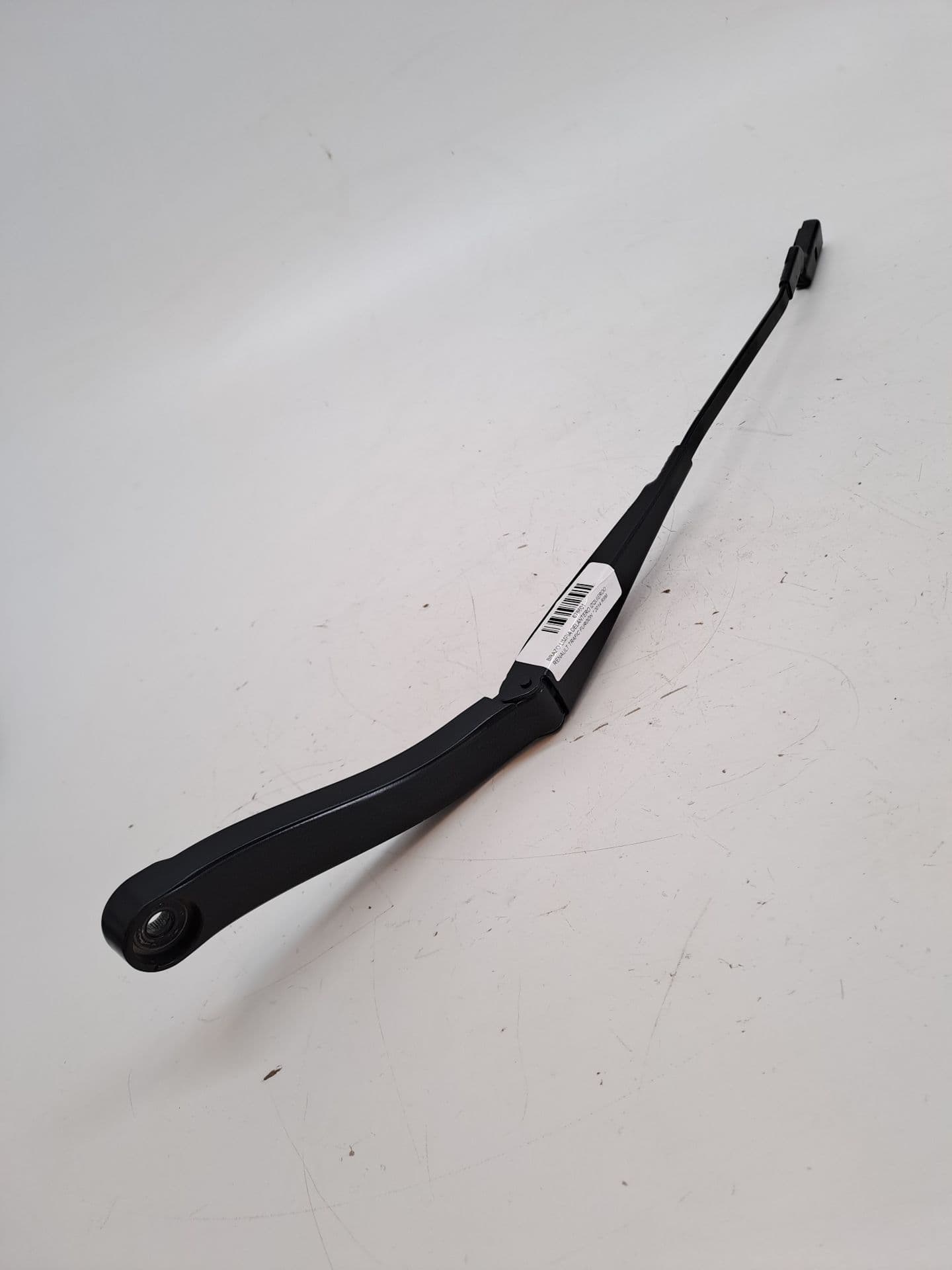 Brazo limpia delantero izquierdo RENAULT TRAFIC FURGÓN