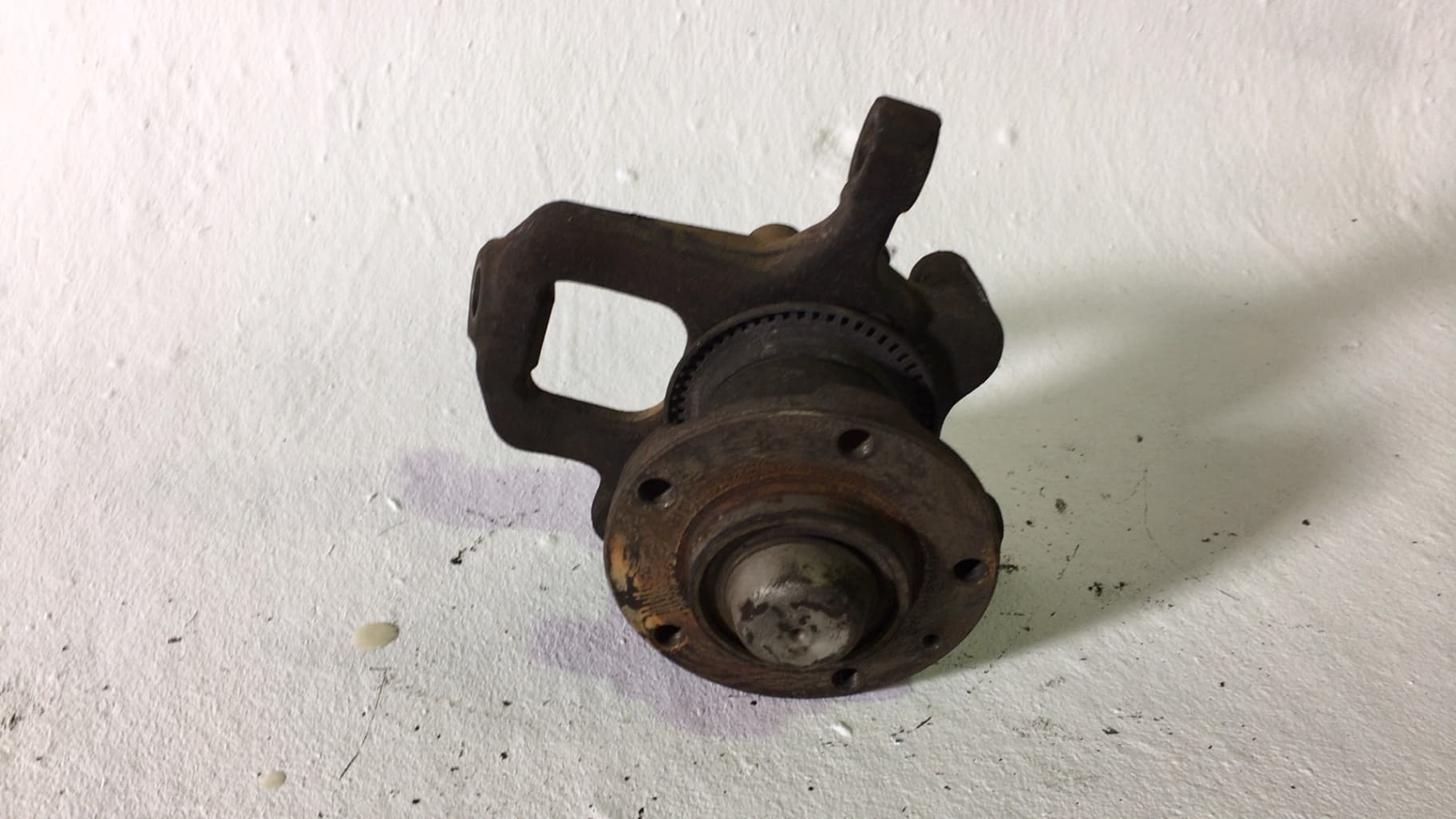 Mangueta delantera izquierda VOLKSWAGEN LT 28-46 II FURGONETA (2DA, 2DD, 2DH)