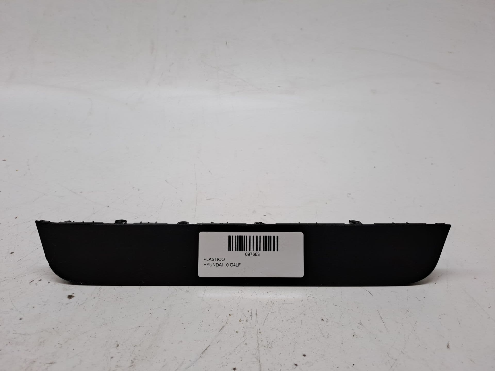 Plastico HYUNDAI I20 (BC3)