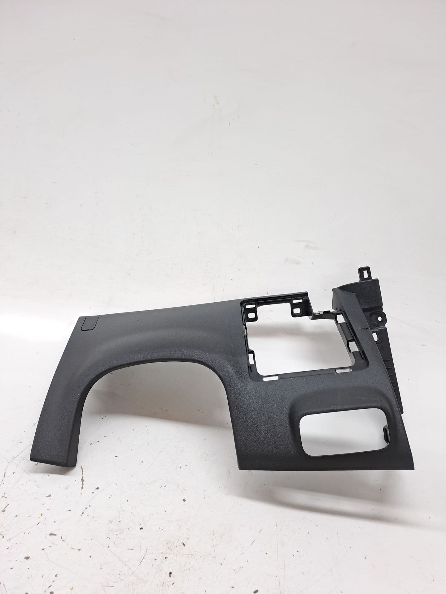 Plastico HYUNDAI I20 (BC3)