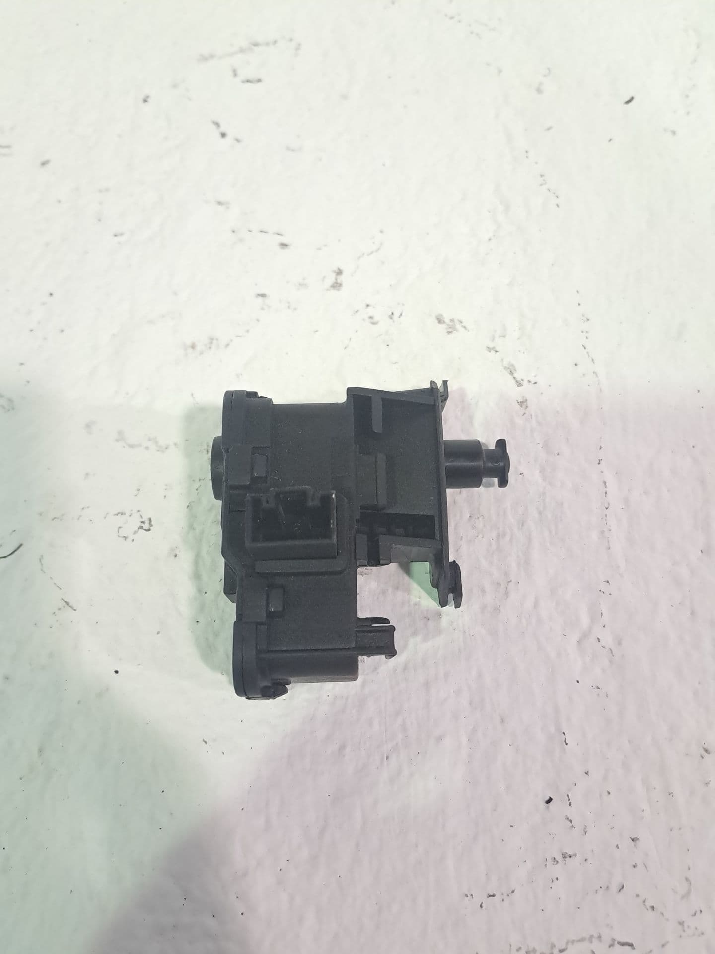 Tapa exterior combustible SEAT ALHAMBRA (710 - 711)