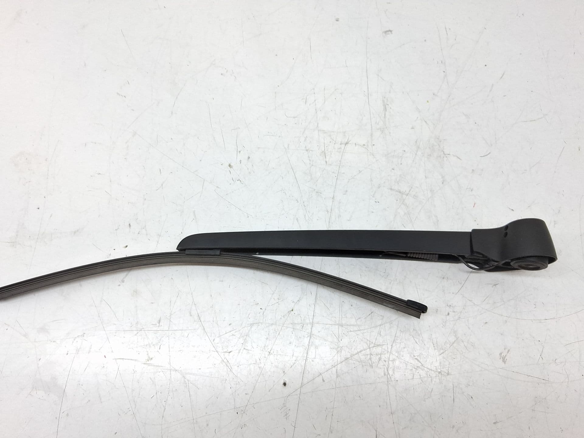 Brazo limpia trasero AUDI Q5 (FYB)
