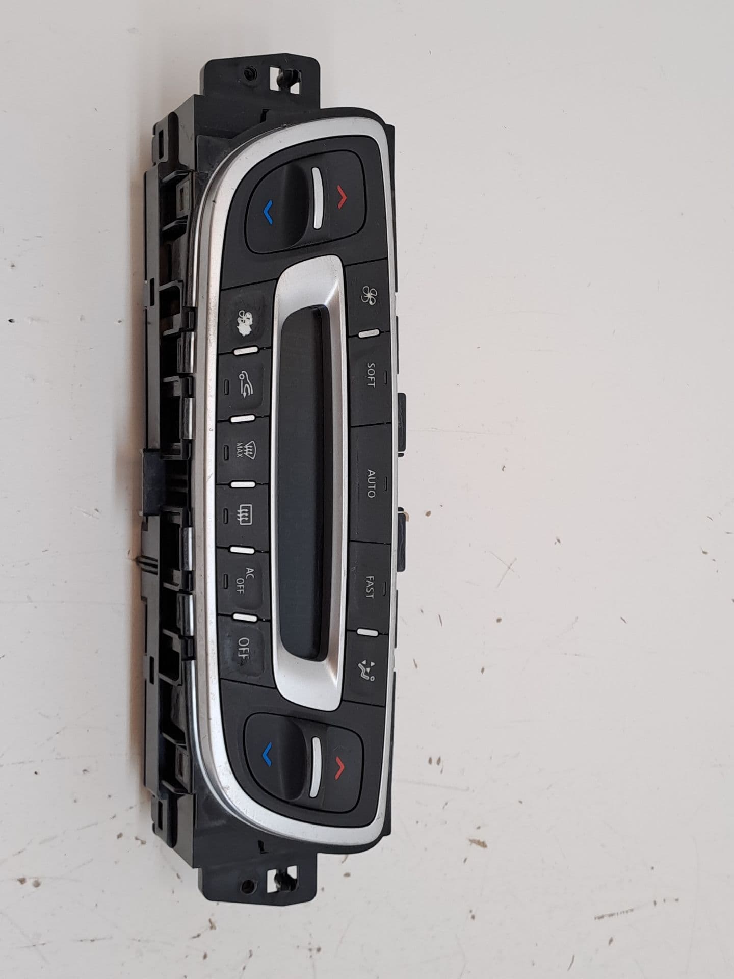 Mando climatizador RENAULT SCENIC III