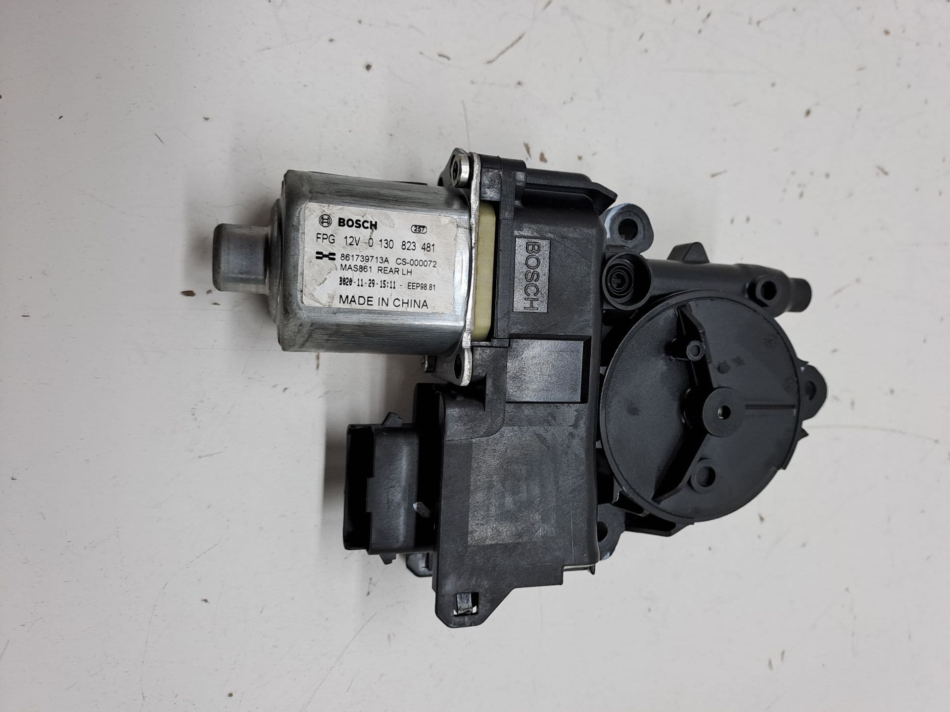Motor elevalunas trasero izquierdo AIWAYS U5