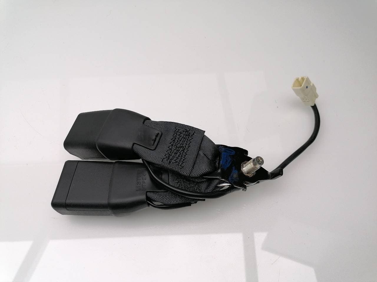 Pretensor trasero derecho SUZUKI SWIFT IV (FZ, NZ)