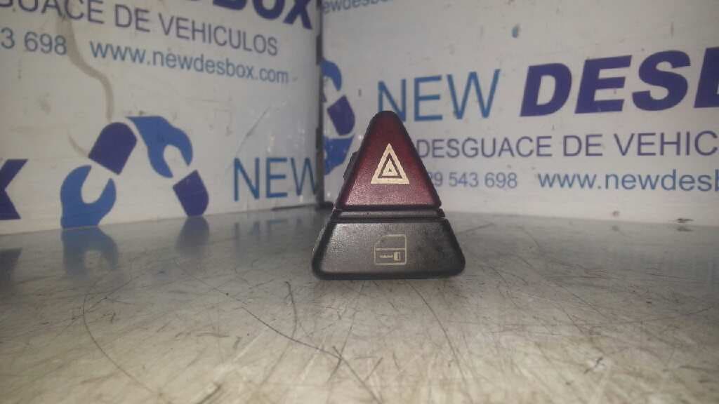 Recambio de WARNING para MERCEDES CLASE A (W168) referencia OEM IAM 1686206710