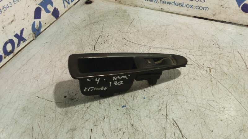 Recambio de MANDO ELEVALUNAS TRASERO IZQUIERDO para CITROEN C4 BERLINA referencia OEM IAM