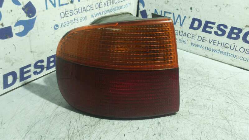 Recambio de PILOTO TRASERO IZQUIERDO para FIAT PUNTO CABRIO (176) 1.2 CAT 176A7000 referencia OEM IAM - AZUL