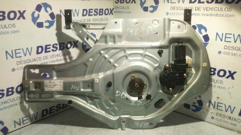 Recambio de ELEVALUNAS DELANTERO IZQUIERDO para HYUNDAI TUCSON (JM) D4EA referencia OEM IAM 824702E010 - GRIS