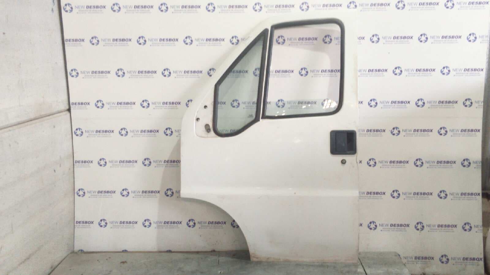 Recambio de PUERTA DELANTERA IZQUIERDA para FIAT DUCATO CAJA ABIERTA 2,8 (DESDE 03.94) 2.8 TDI CAT 814043 referencia OEM IAM - BLANCO