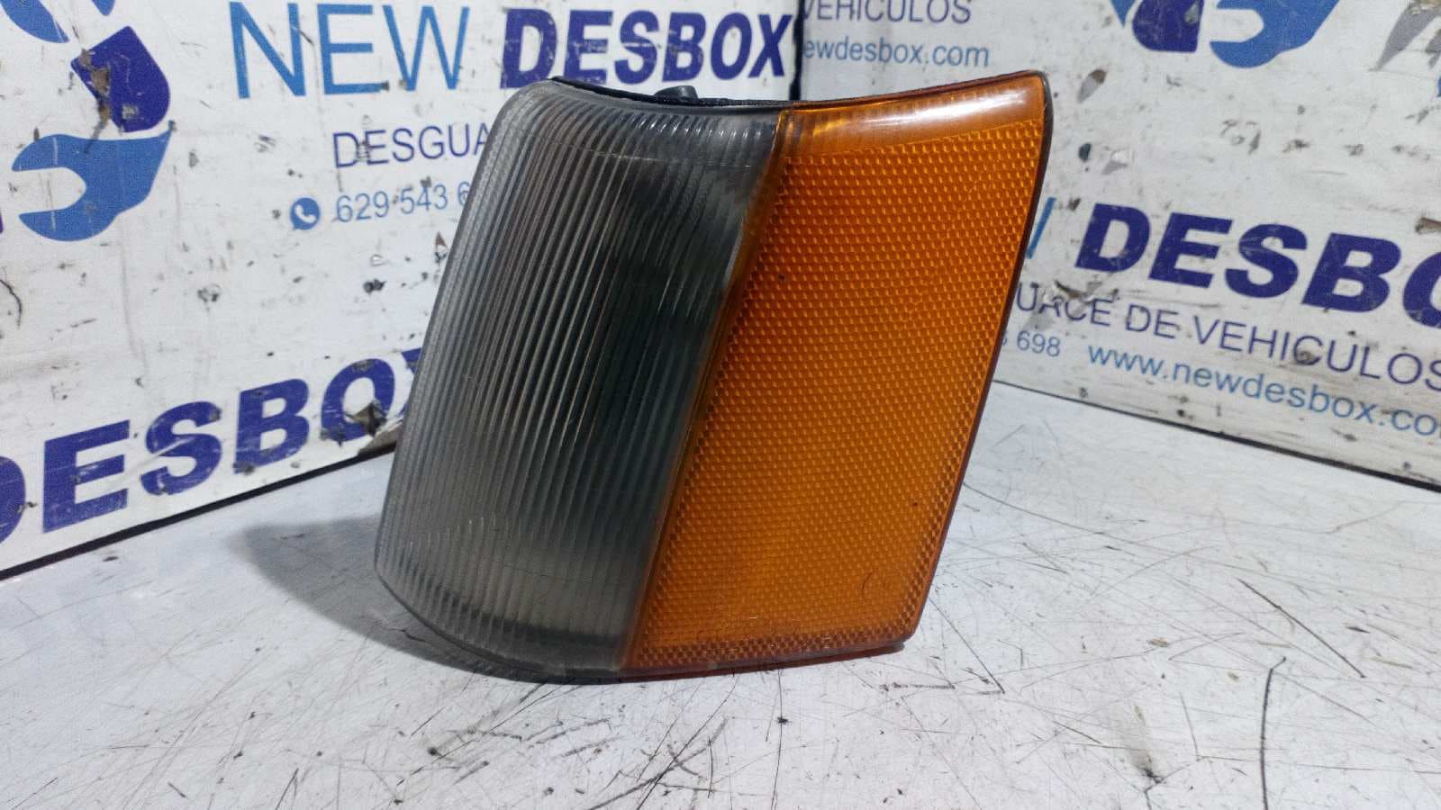 Recambio de PILOTO DELANTERO IZQUIERDO para CHRYSLER JEEP GR.CHEROKEE (ZJ) M52 referencia OEM IAM 56005491