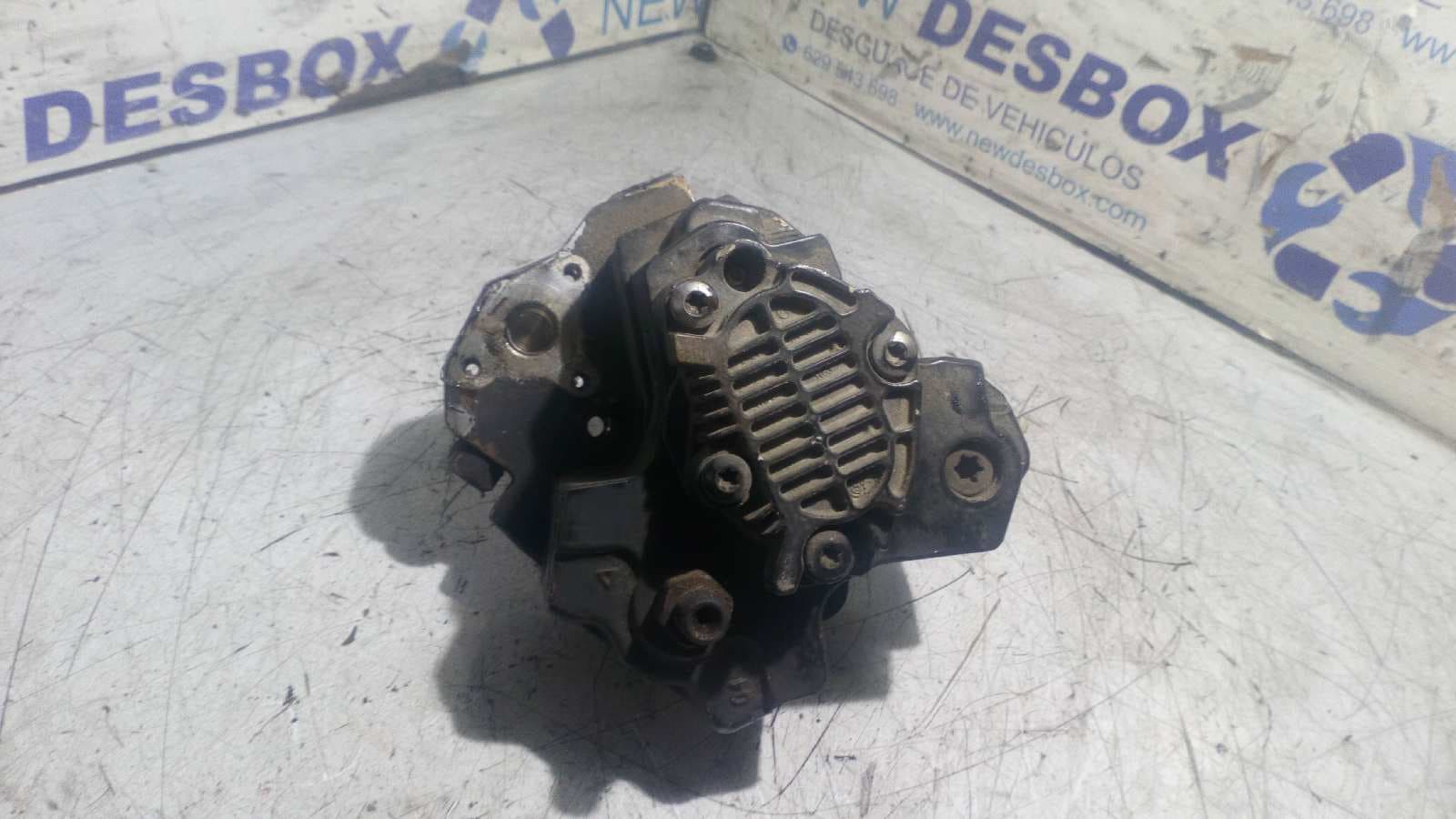 Recambio de BOMBA INYECCION para IVECO DAILY CAJA CERRADA (1999 =>) F1AE0481BA referencia OEM IAM 0445020008