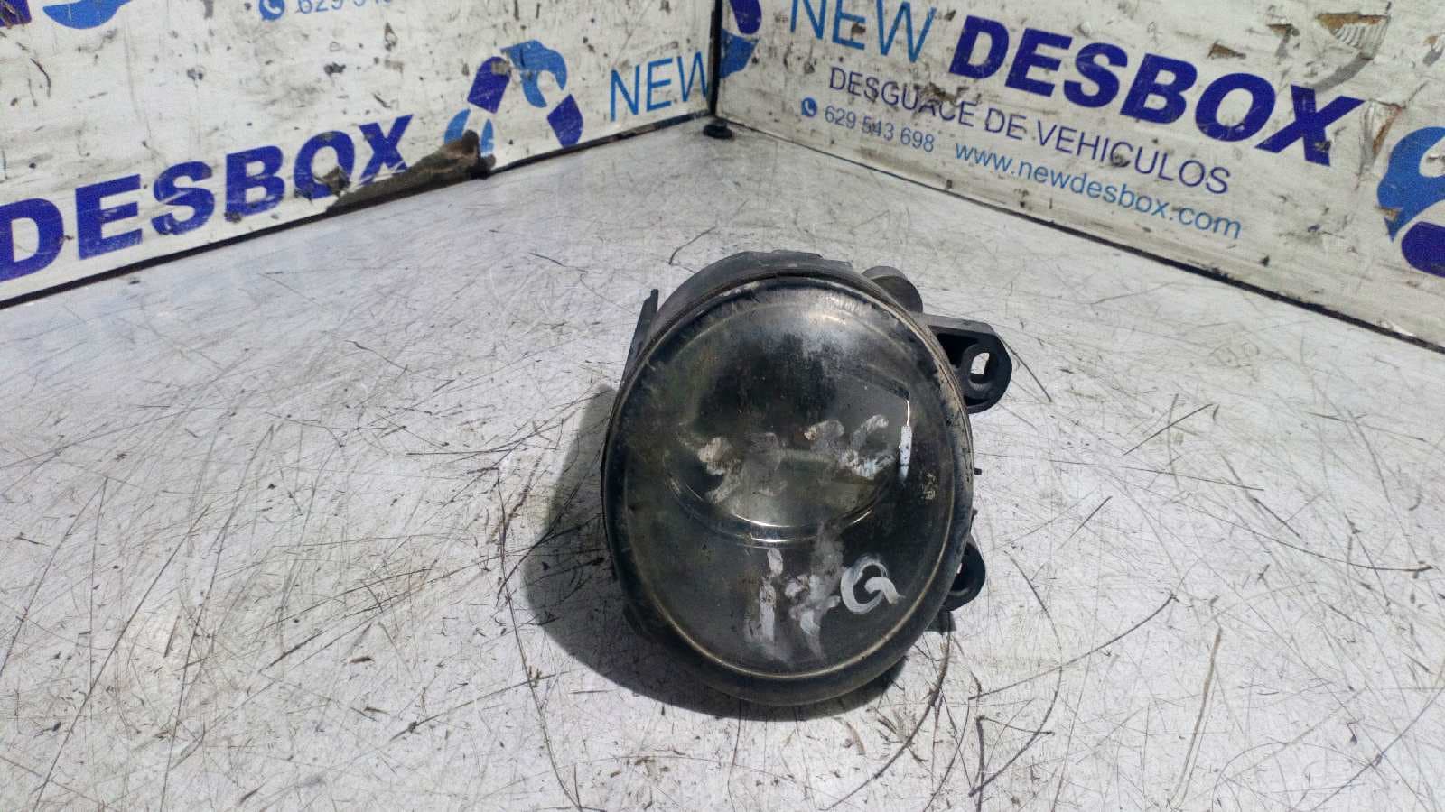 Recambio de FARO ANTINIEBLA IZQUIERDO para BMW X5 (E53) M57TU referencia OEM IAM 13101610 - NEGRO