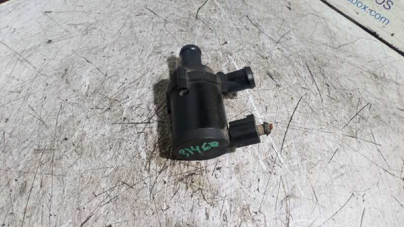 Recambio de BOMBA AGUA para VOLKSWAGEN TOUAREG (7LA) TDI V10 BLE referencia OEM IAM 7L0965561 - AZUL CLARO