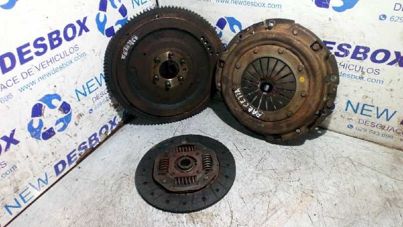 Recambio de KIT EMBRAGUE para FIAT BARCHETTA (183) 1.8 16V 183A1000 referencia OEM IAM 60603810 - PLATA