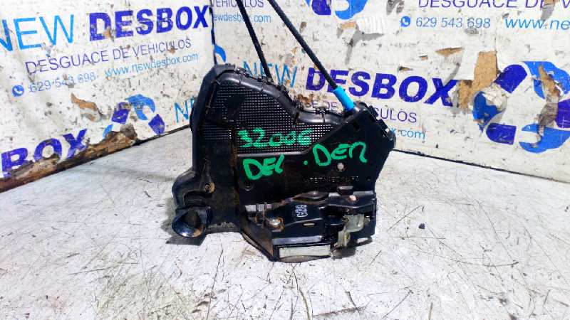 Recambio de CERRADURA PUERTA DELANTERA DERECHA para TOYOTA AURIS 1NDTV referencia OEM IAM A084219 - BLANCO