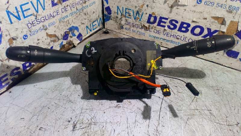 Recambio de MANDO MULTIFUNCION para CITROEN C2 1.4 referencia OEM IAM 96488208XT