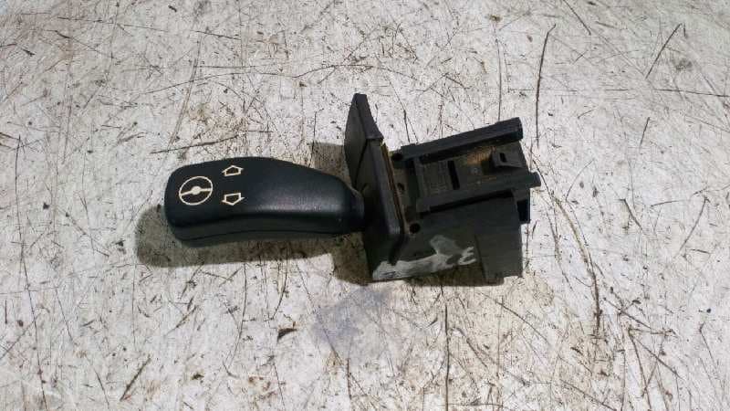 Recambio de MANDO VOLANTE para BMW X5 (E53) 3.0 Turbodiesel CAT M57TU referencia OEM IAM LK01800000 - NEGRO