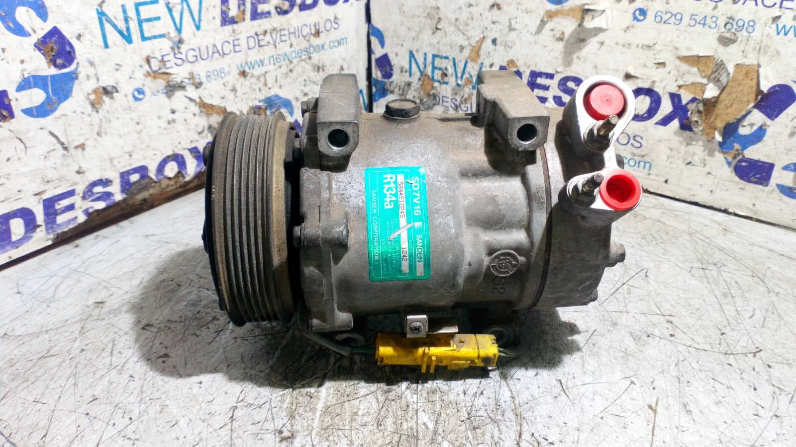 Recambio de COMPRESOR AIRE ACONDICIONADO para CITROEN C5 BERLINA 6FZEW7J4 referencia OEM IAM 5844512245 - AZUL CLARO