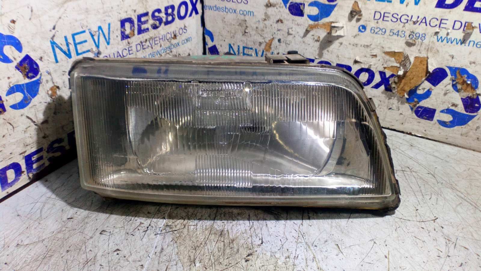 Recambio de FARO DERECHO para PEUGEOT BOXER COMBI (RS2850)(270/310)(->'02) 2.5 Diesel T9A referencia OEM IAM 40380748 - BLANCO