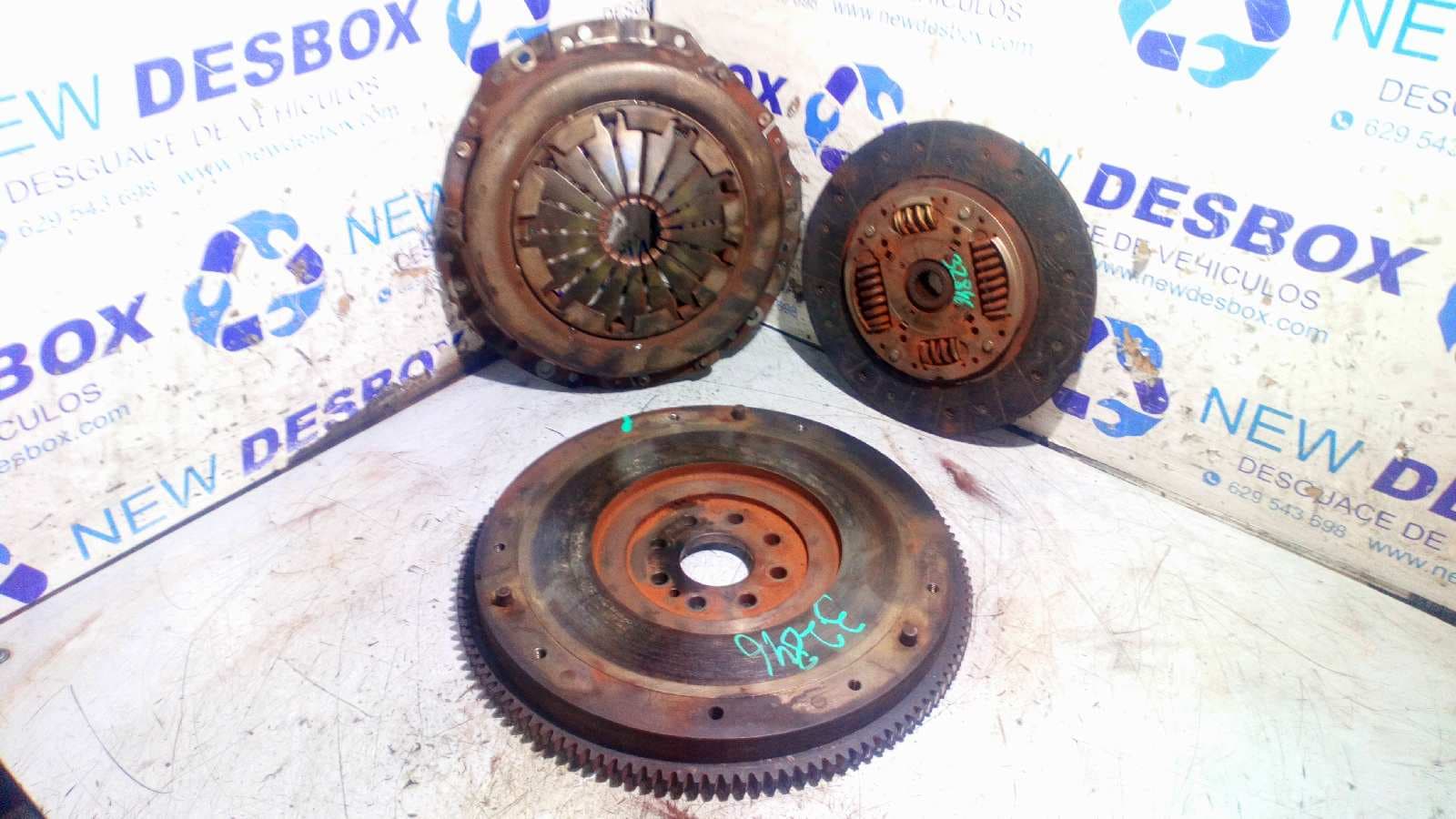 Recambio de KIT EMBRAGUE para PEUGEOT BOXER COMBI (RS2850)(270/310)(->'02) 2.5 Diesel T9A referencia OEM IAM 235CP5650 - BLANCO
