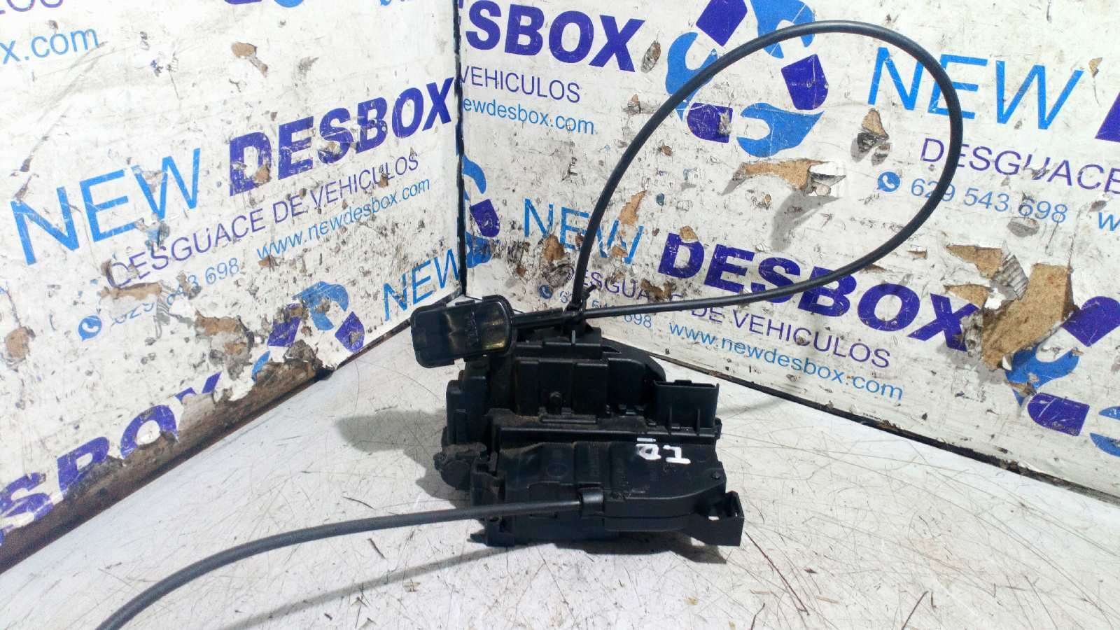 Recambio de CERRADURA PUERTA TRASERA DERECHA para RENAULT CLIO III K9K N7 referencia OEM IAM 299161E - AZUL