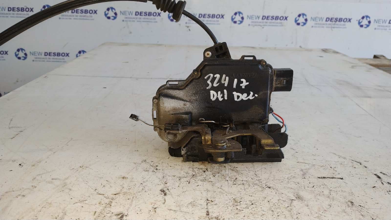 Recambio de CERRADURA PUERTA DELANTERA DERECHA para VOLKSWAGEN GOLF IV BERLINA (1J1) AHF referencia OEM IAM - BLANCO