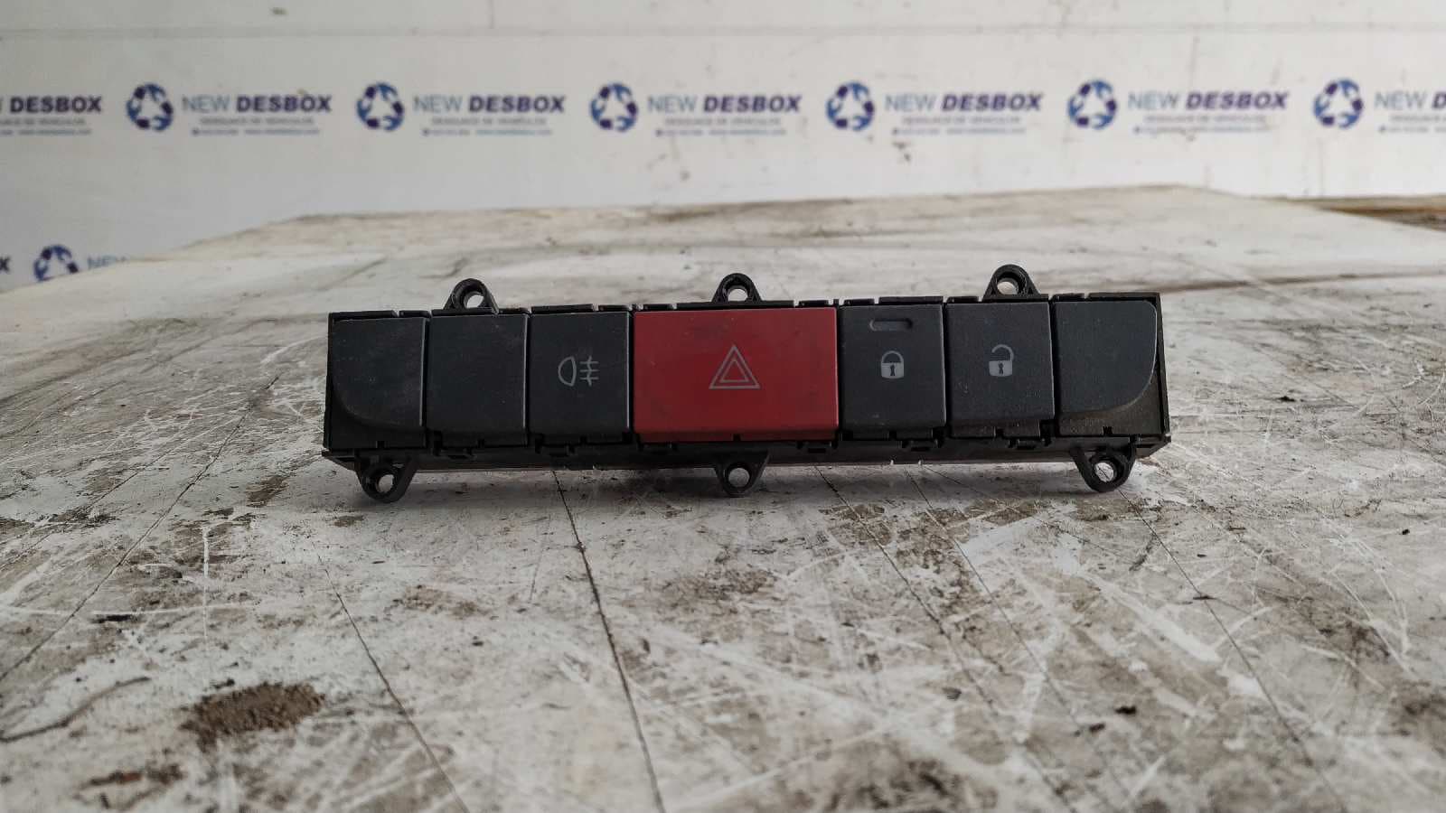 Recambio de WARNING para FIAT DUCATO MAXI CAJA ABIERTA (09.2006 =>) 2.3 JTD CAT F1AE0481D referencia OEM IAM 7354213580 - BLANCO