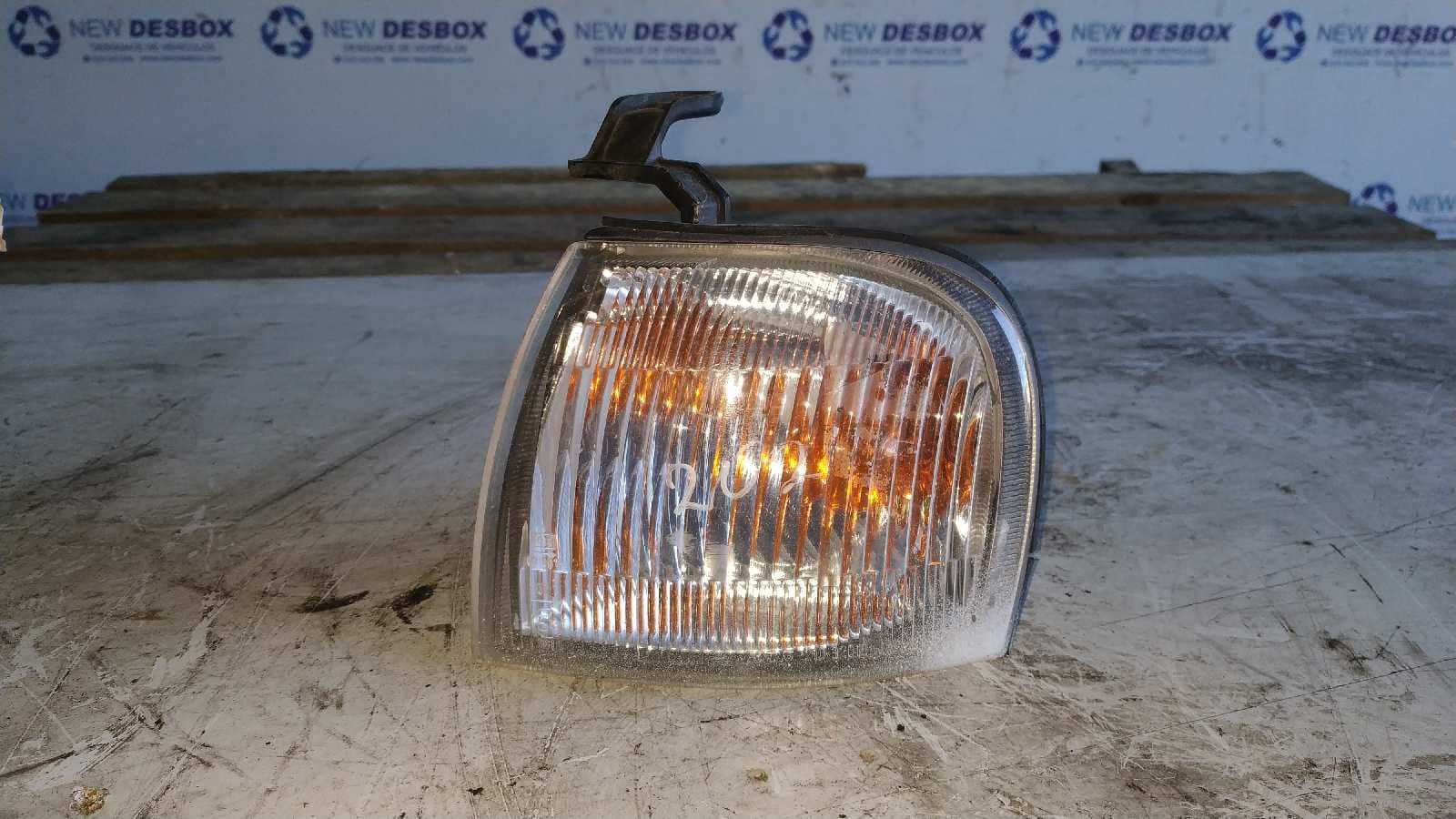 Recambio de PILOTO DELANTERO IZQUIERDO para SUZUKI BALENO BERLINA SY (EG) 1.6 (3-ptas.) G16B referencia OEM IAM 21032018 - BLANCO