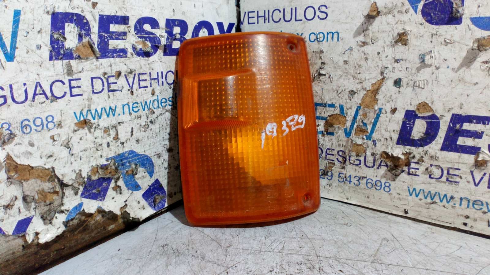 Recambio de PILOTO DELANTERO DERECHO para ISUZU TROOPER 2.8 Turbodiesel 4JB1 referencia OEM IAM 3228 - GRIS